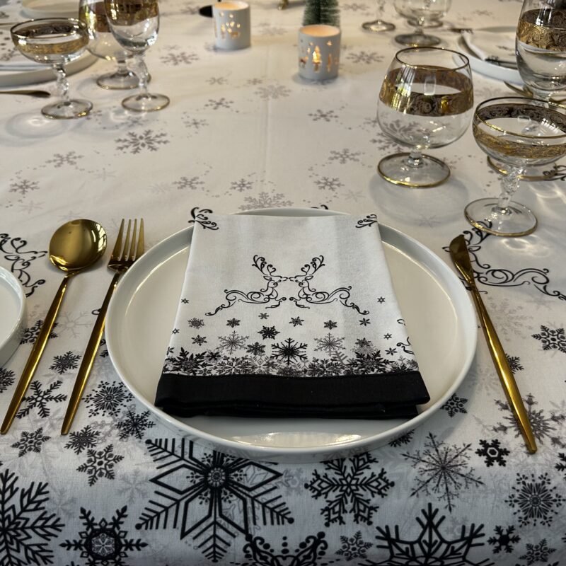 Napkin - Reindeer/Snowflake Border Print - White