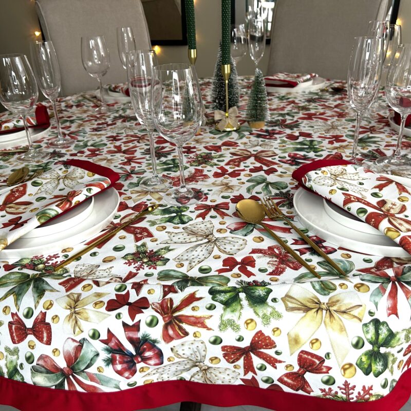 Round Tablecloth - Bow Print