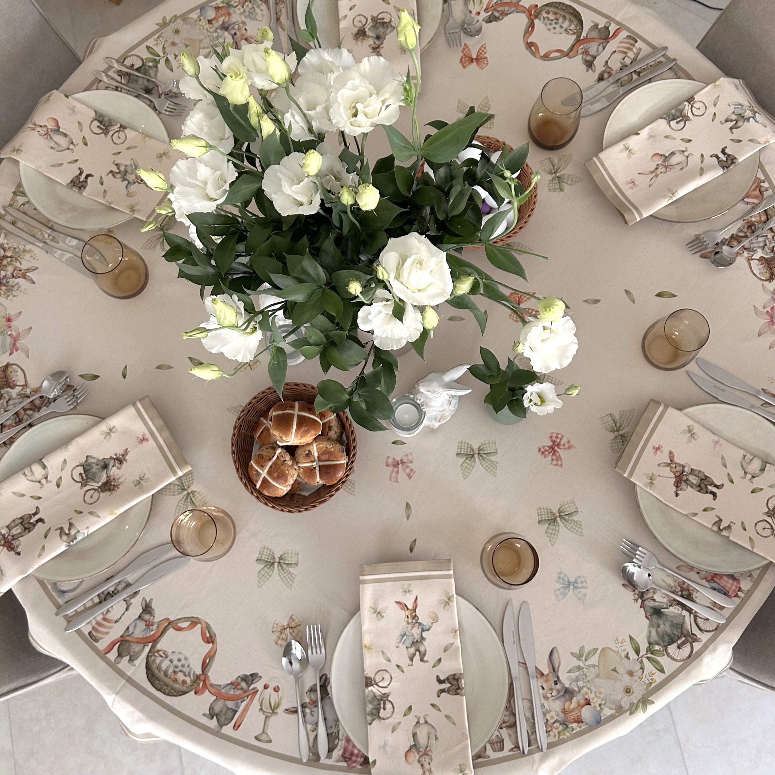 Round Tablecloth - Bunny Border Print - Image 3