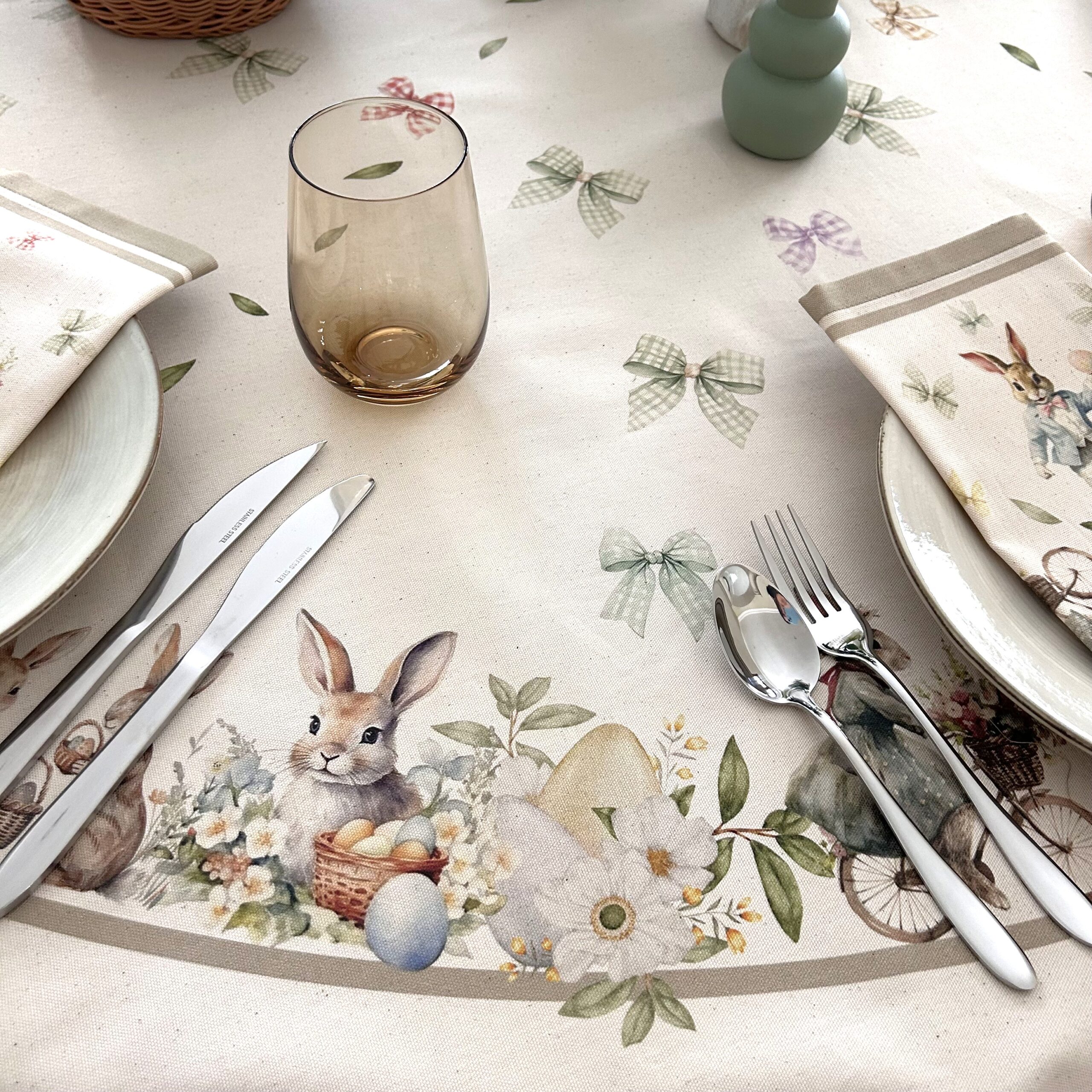 Round Tablecloth - Bunny Border Print - Image 4