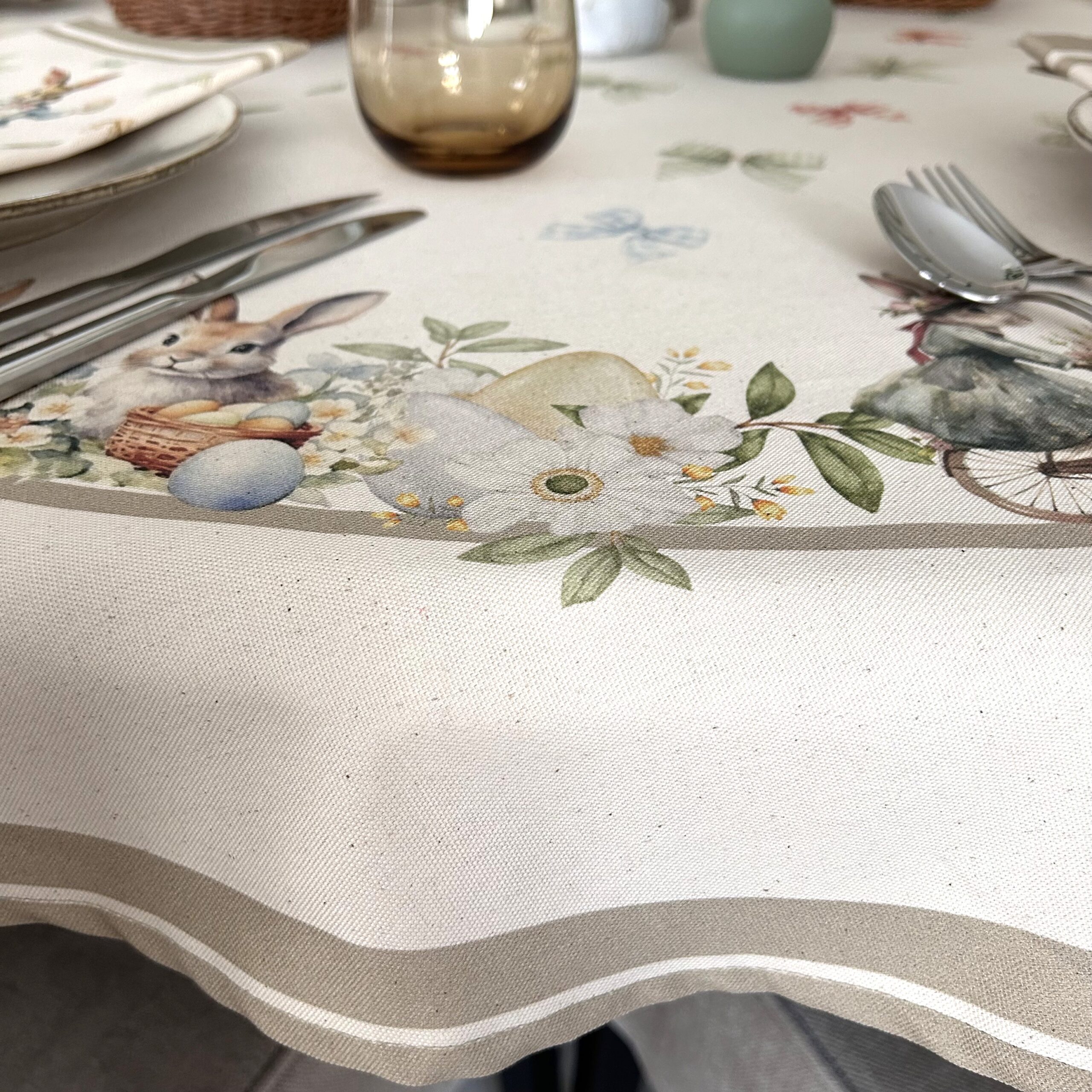 Round Tablecloth - Bunny Border Print - Image 7