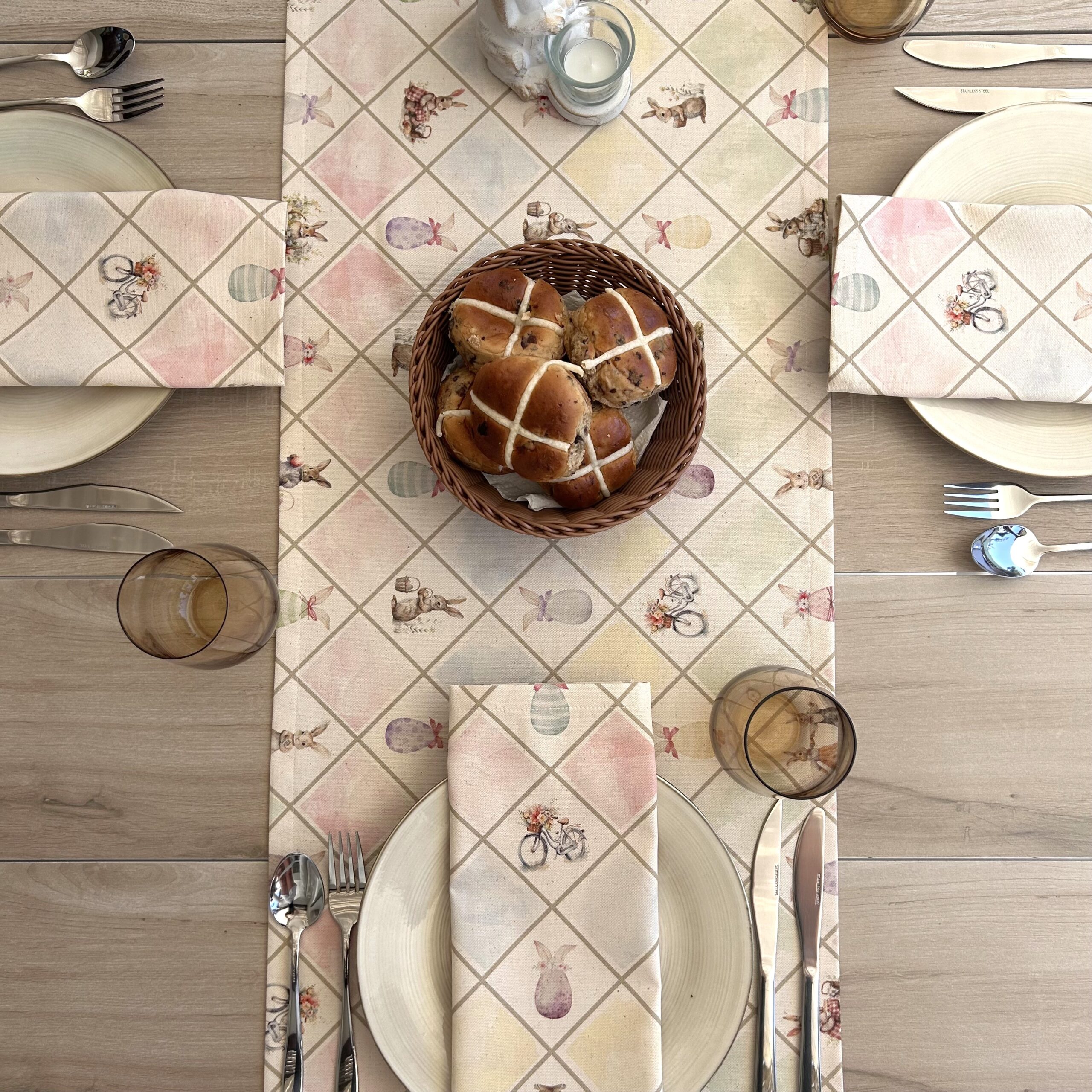 Runner - Criss-Cross Print - Image 4